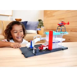 Matchbox Coches, Circuitos Y Radiocontrol* Set De Juego Con Coche De Juguete Y Conductor